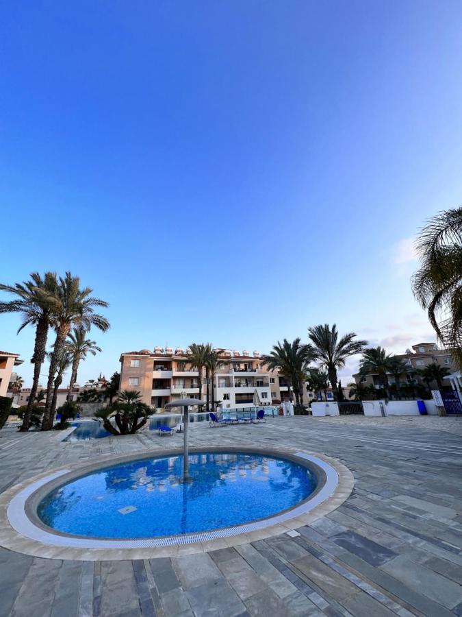 Iris Village Paphos Ngoại thất bức ảnh