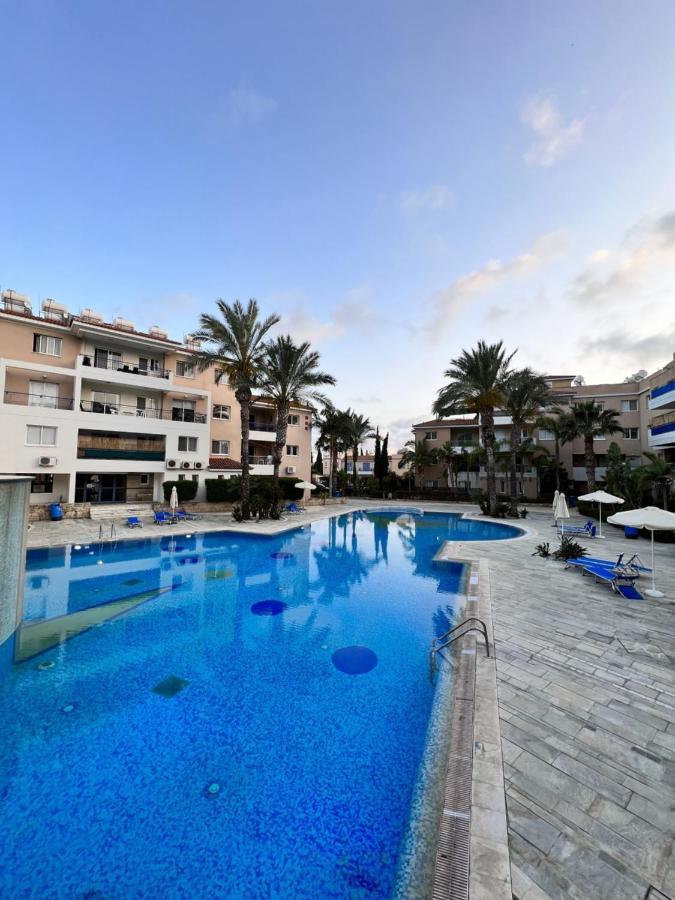 Iris Village Paphos Ngoại thất bức ảnh
