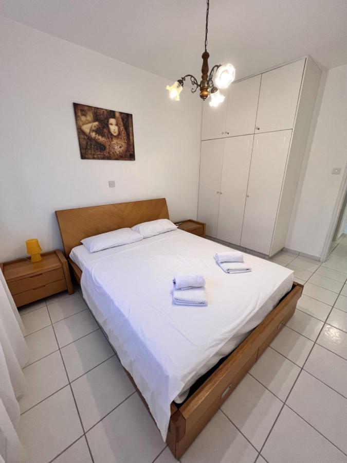 Iris Village Paphos Ngoại thất bức ảnh