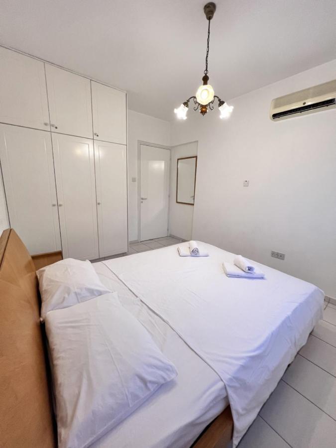 Iris Village Paphos Ngoại thất bức ảnh